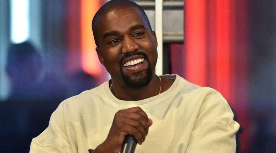 Kanye West Back on Instagram After Three Years